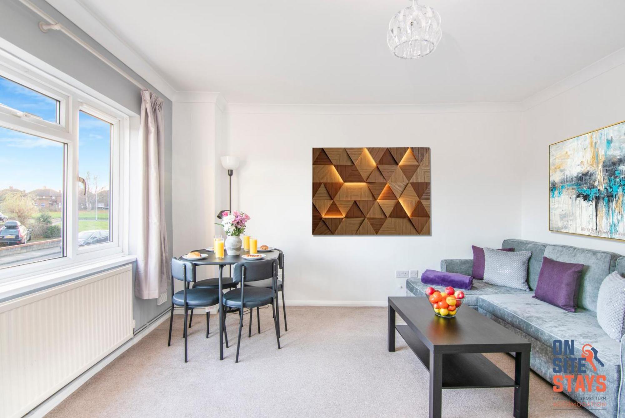 Onsitestays - Cosy 2-Bedroom Apartment With Private Entrance & Long Stay Prices Gravesend Exterior photo